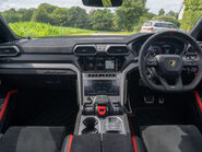 Lamborghini Urus PERFORMANTE 12