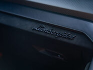 Lamborghini Urus PERFORMANTE 23