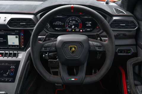 Lamborghini Urus PERFORMANTE 13