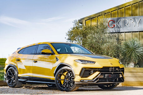 Lamborghini Urus V8 PERFORMANTE AUTO