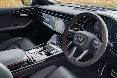 Audi RS Q8 Vorsprung 10