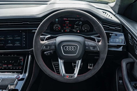 Audi RS Q8 Vorsprung 12