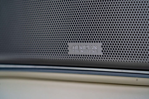Land Rover Range Rover P615 SV 16