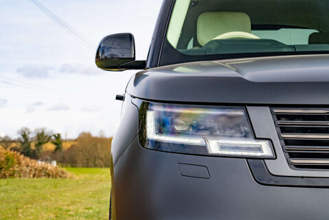 Land Rover Range Rover P615 SV 25
