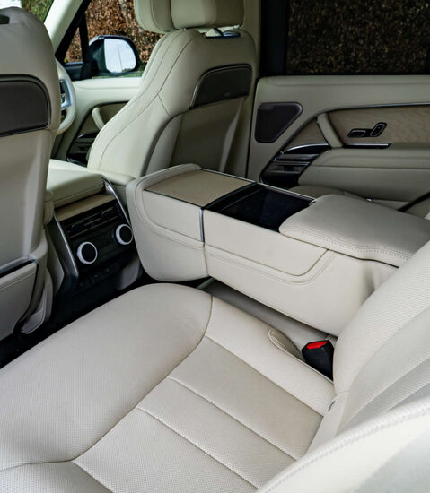 Land Rover Range Rover P615 SV 1