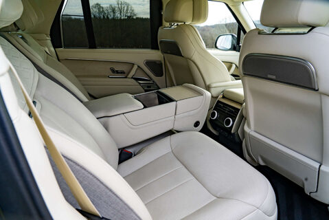 Land Rover Range Rover P615 SV 22