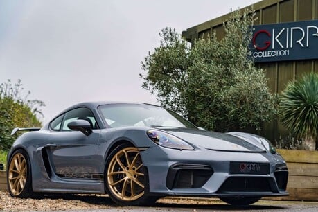Porsche 718 GT4 PDK