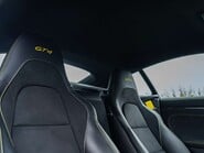 Porsche 718 GT4 PDK 10