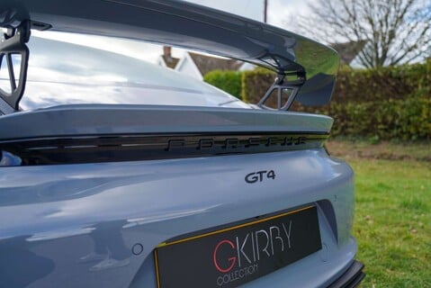 Porsche 718 GT4 PDK 25