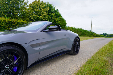 Aston Martin Vantage 4.0 Vantage V8 Roadster Auto 2dr 24