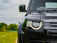 Land Rover Defender 3.0 D250 X-Dynamic HSE Hard Top 21