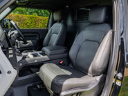 Land Rover Defender 3.0 D250 X-Dynamic HSE Hard Top 9