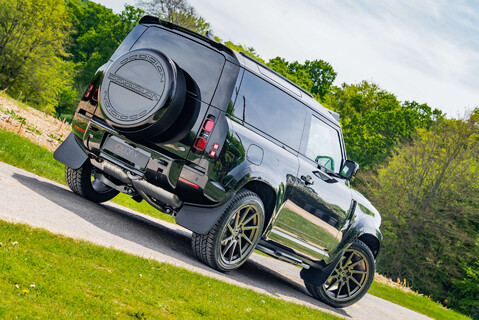 Land Rover Defender 3.0 D250 X-Dynamic HSE Hard Top 20