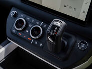 Land Rover Defender 3.0 D250 X-Dynamic HSE Hard Top Obsidian 15