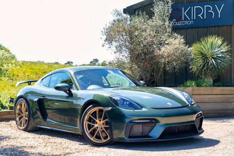 Porsche 718 Cayman GT4 PDK 1