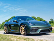 Porsche 718 Cayman GT4 PDK 2