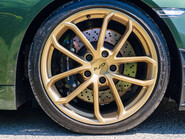 Porsche 718 Cayman GT4 PDK 5