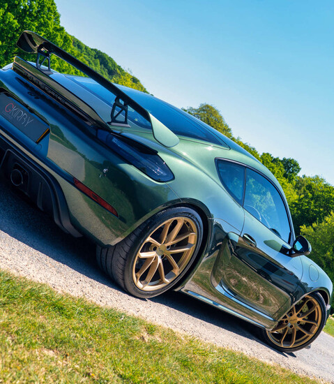 Porsche 718 Cayman GT4 PDK 1