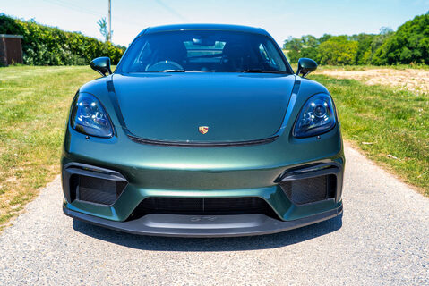 Porsche 718 Cayman GT4 PDK 18