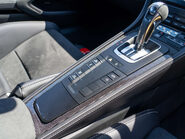 Porsche 718 Cayman GT4 PDK 14