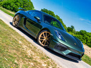 Porsche 718 Cayman GT4 PDK 19
