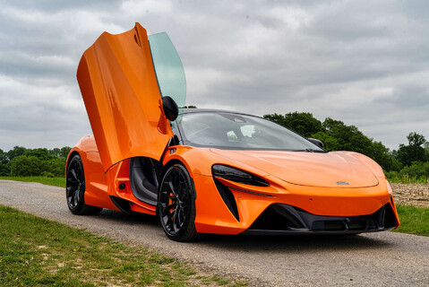 McLaren Artura 3.0 Artura V6 PHEV Semi-Auto 2dr 7