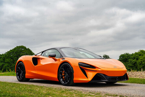 McLaren Artura 3.0 Artura V6 PHEV Semi-Auto 2dr 2