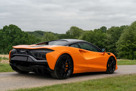 McLaren Artura 3.0 Artura V6 PHEV Semi-Auto 2dr 4