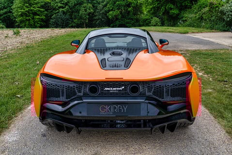 McLaren Artura PHEV 18
