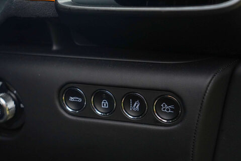 McLaren Artura PHEV 16
