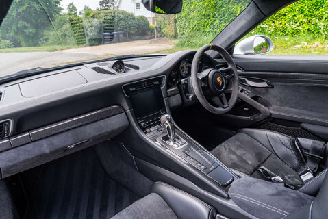 Porsche 911 GT3 RS 8