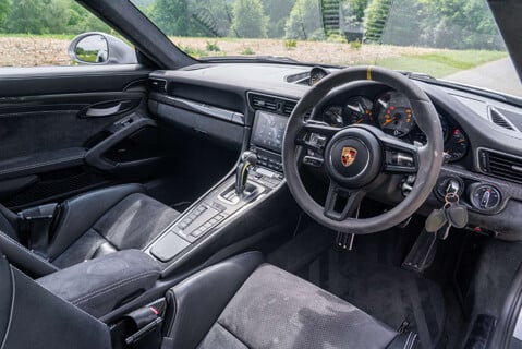 Porsche 911 GT3 RS 10