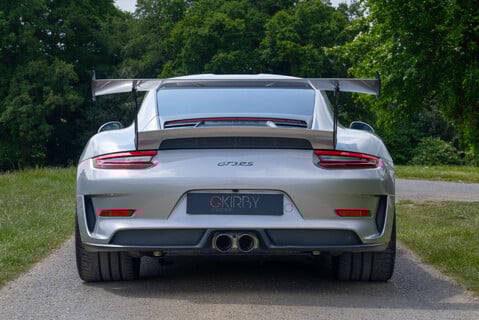 Porsche 911 GT3 RS 29
