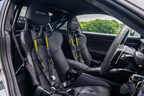 Porsche 911 GT3 RS Manthey 11