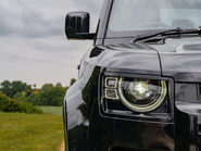 Land Rover Defender P400e XS Edition 23