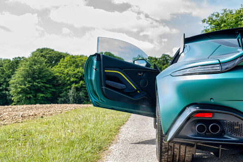 Aston Martin Vantage F1 Edition 7