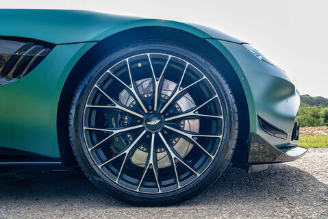 Aston Martin Vantage F1 Edition 5