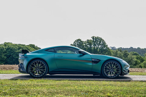 Aston Martin Vantage F1 Edition 3