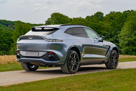 Aston Martin DBX 1913 Edition 1/500 4