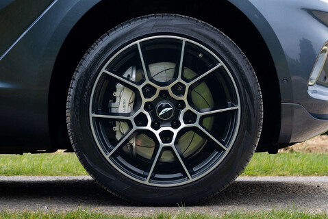Aston Martin DBX 1913 Edition 1/500 5