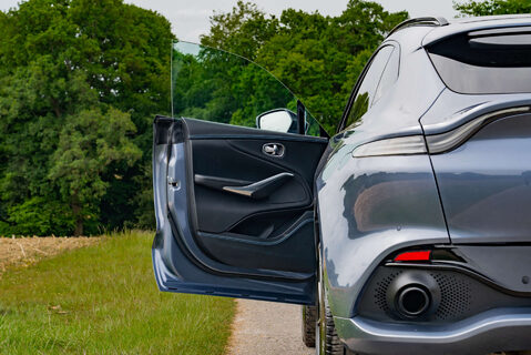 Aston Martin DBX 1913 Edition 1/500 7