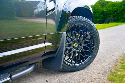 Land Rover Defender D350 X-Dynamic HSE Hardtop Obsidian WideTrak 6