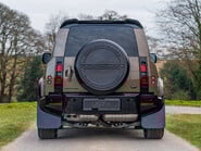 Land Rover Defender D250 X-Dynamic SE Hard Top 21