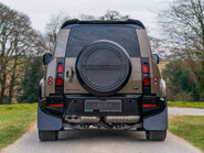 Land Rover Defender D250 X-Dynamic SE HardTop Obsidian WildTrak 21