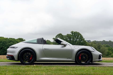 Porsche 911 Targa 4 GTS PDK 3