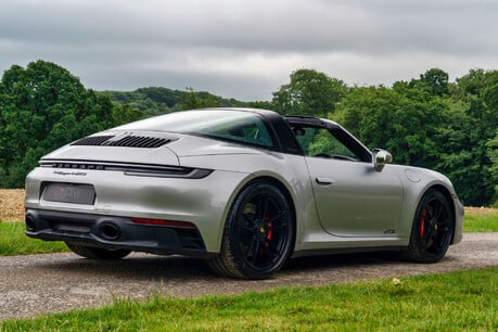 Porsche 911 Targa 4 GTS PDK