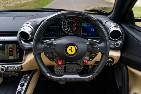 Ferrari GTC4 Lusso 3.8 T 13