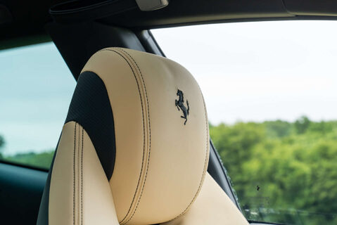 Ferrari GTC4 Lusso 3.8 T 18