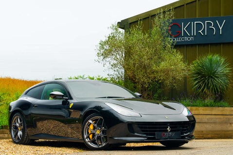 Ferrari GTC4 Lusso T 1