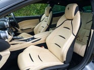 Ferrari GTC4 Lusso T 9